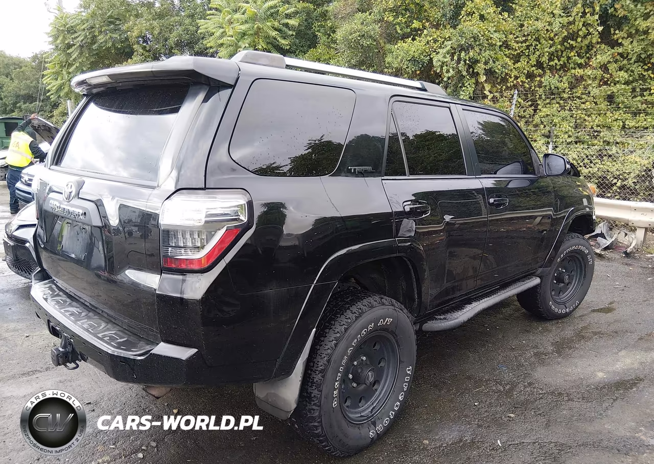 2014 Toyota 4Runner Trail Premium VIN:JTEBU5JR0E5171294 - 4