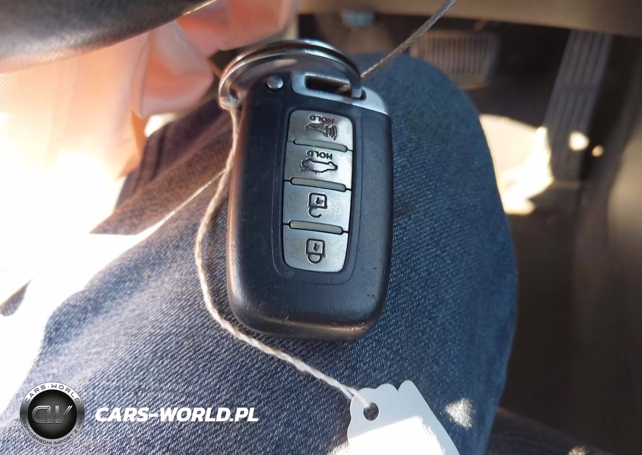 2013 Hyundai Elantra Limited VIN:KMHDH4AE8DU506357 - 11