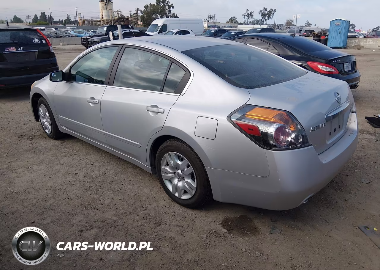 2011 Nissan Altima 2.5 S VIN:1N4AL2AP2BC138701 - 3