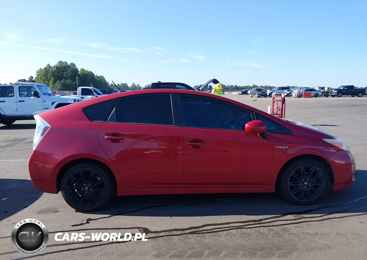 2014 Toyota Prius Four VIN:JTDKN3DU7E0380082 - 13