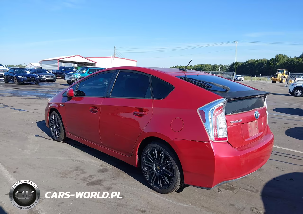 2014 Toyota Prius Four VIN:JTDKN3DU7E0380082 - 3