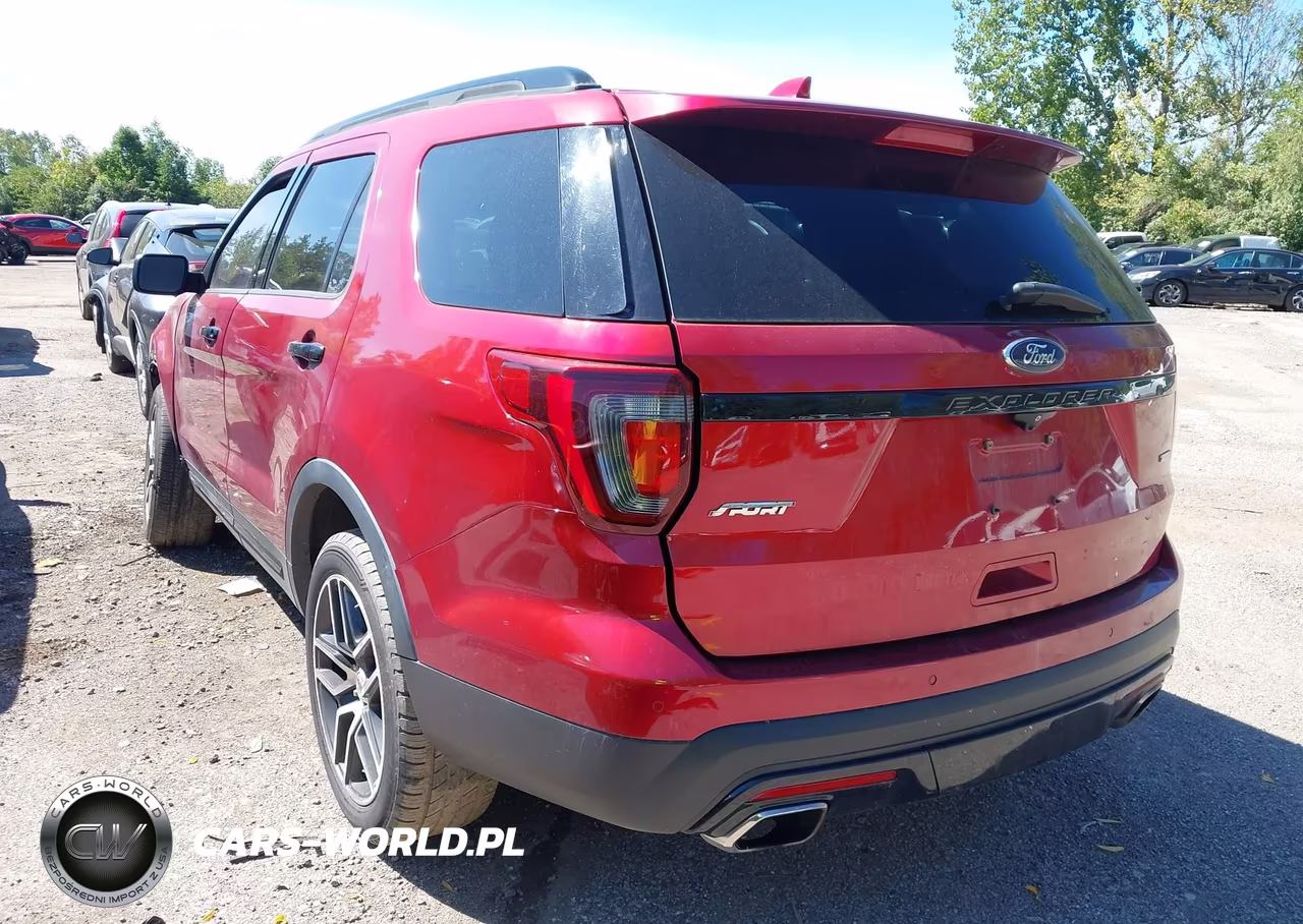 2016 Ford Explorer Sport VIN:1FM5K8GT5GGA94565 - 3