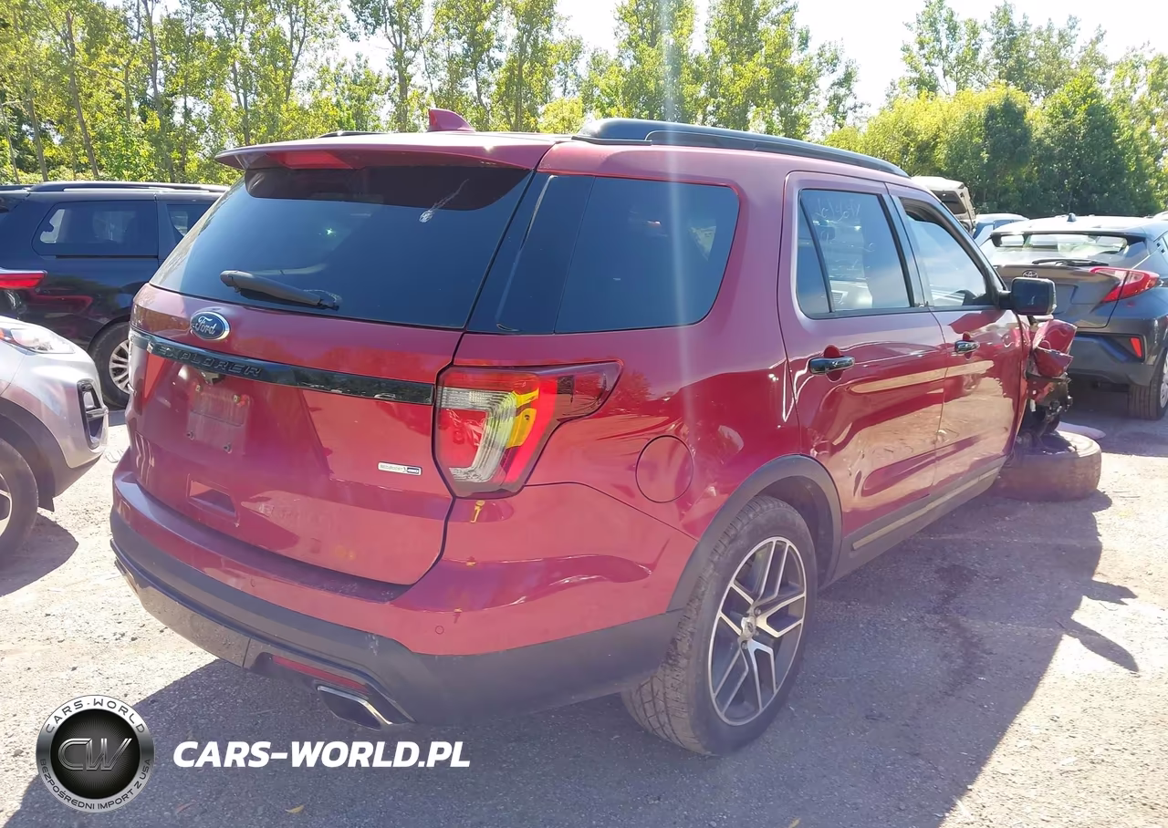 2016 Ford Explorer Sport VIN:1FM5K8GT5GGA94565 - 4