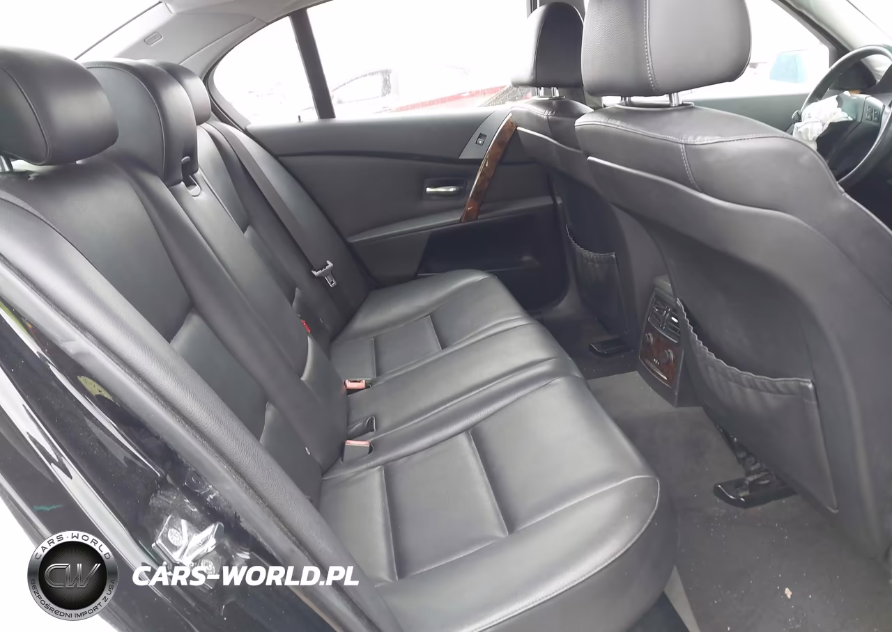 2007 BMW 525I VIN:WBANE53567CY04479 - 8