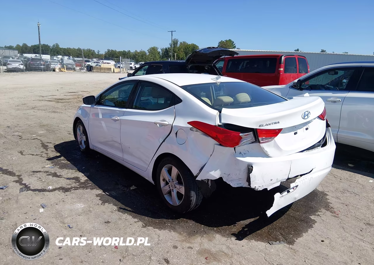 2013 Hyundai Elantra Gls VIN:5NPDH4AE9DH312919 - 3