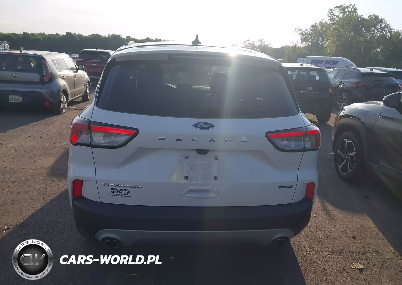 2020 Ford Escape Titanium Hybrid VIN:1FMCU9DZ2LUB13939 - 16