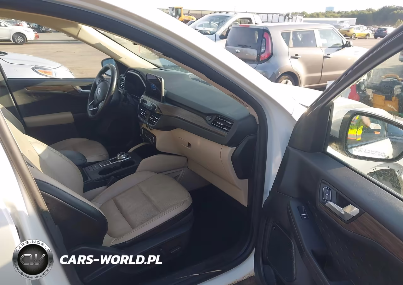 2020 Ford Escape Titanium Hybrid VIN:1FMCU9DZ2LUB13939 - 5