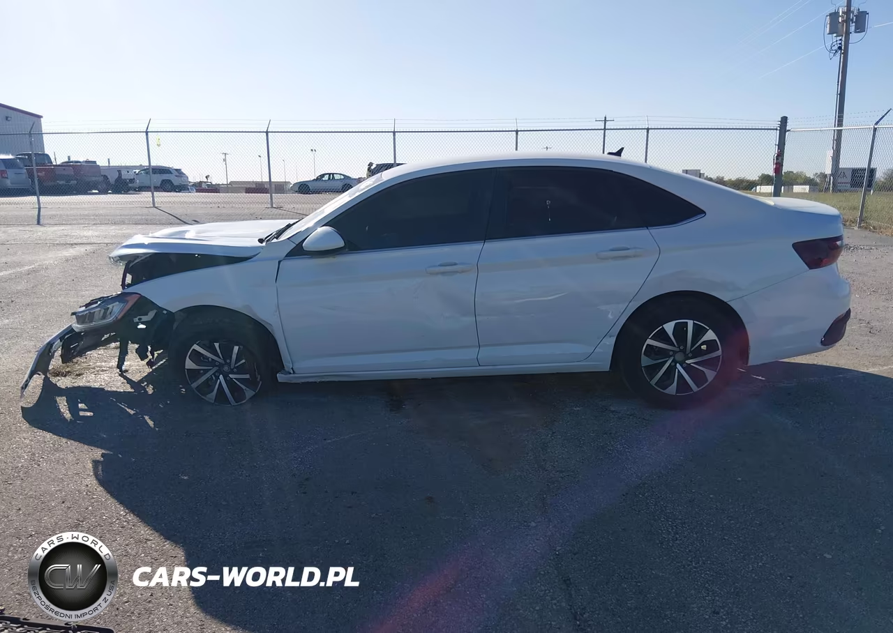 2026 Volkswagen Jetta S VIN:3VW5W7BU3TM046420 - 18