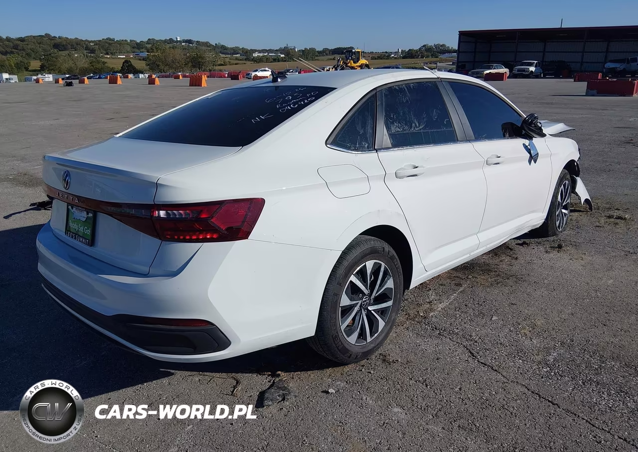 2026 Volkswagen Jetta S VIN:3VW5W7BU3TM046420 - 4