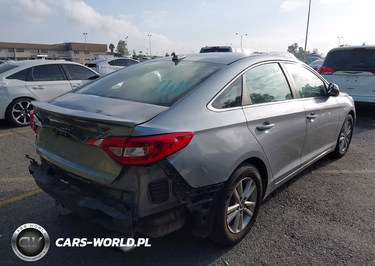 2016 Hyundai Sonata Se VIN:5NPE24AF5GH331017 - 4