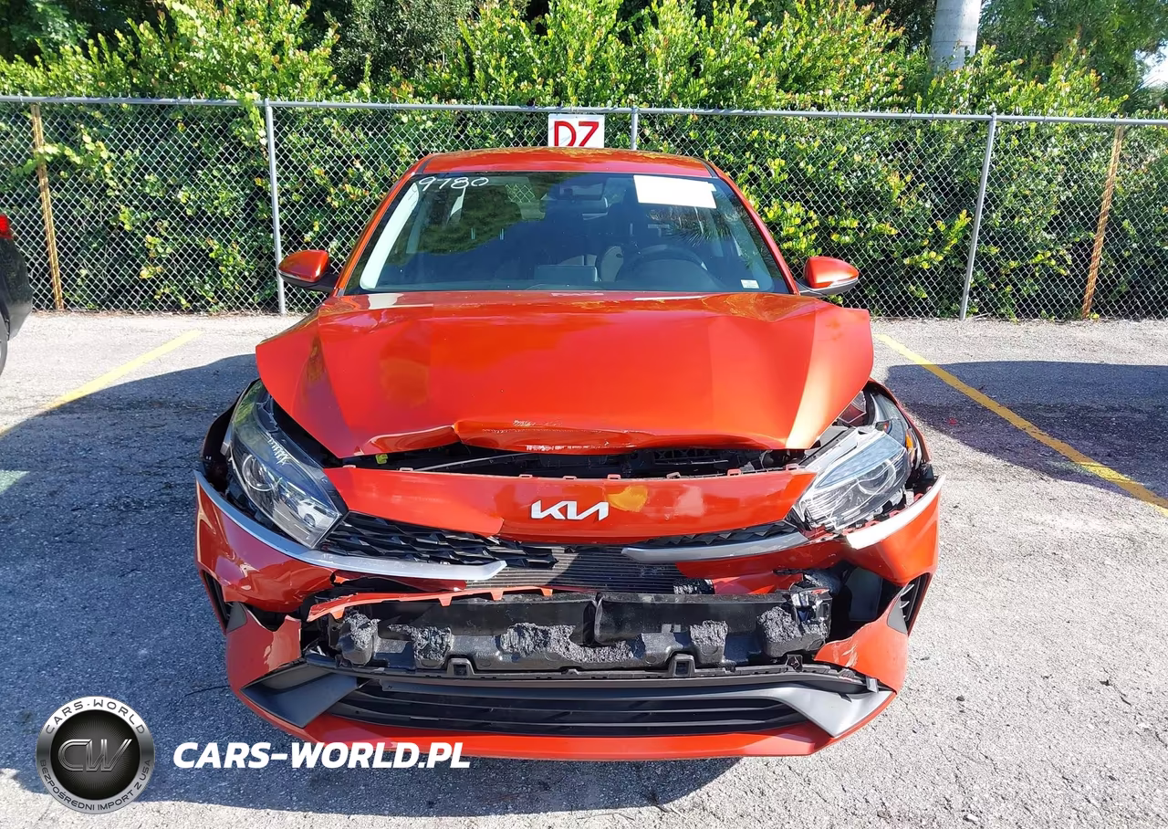 2023 Kia Forte Lxs VIN:3KPF24AD0PE509780 - 13