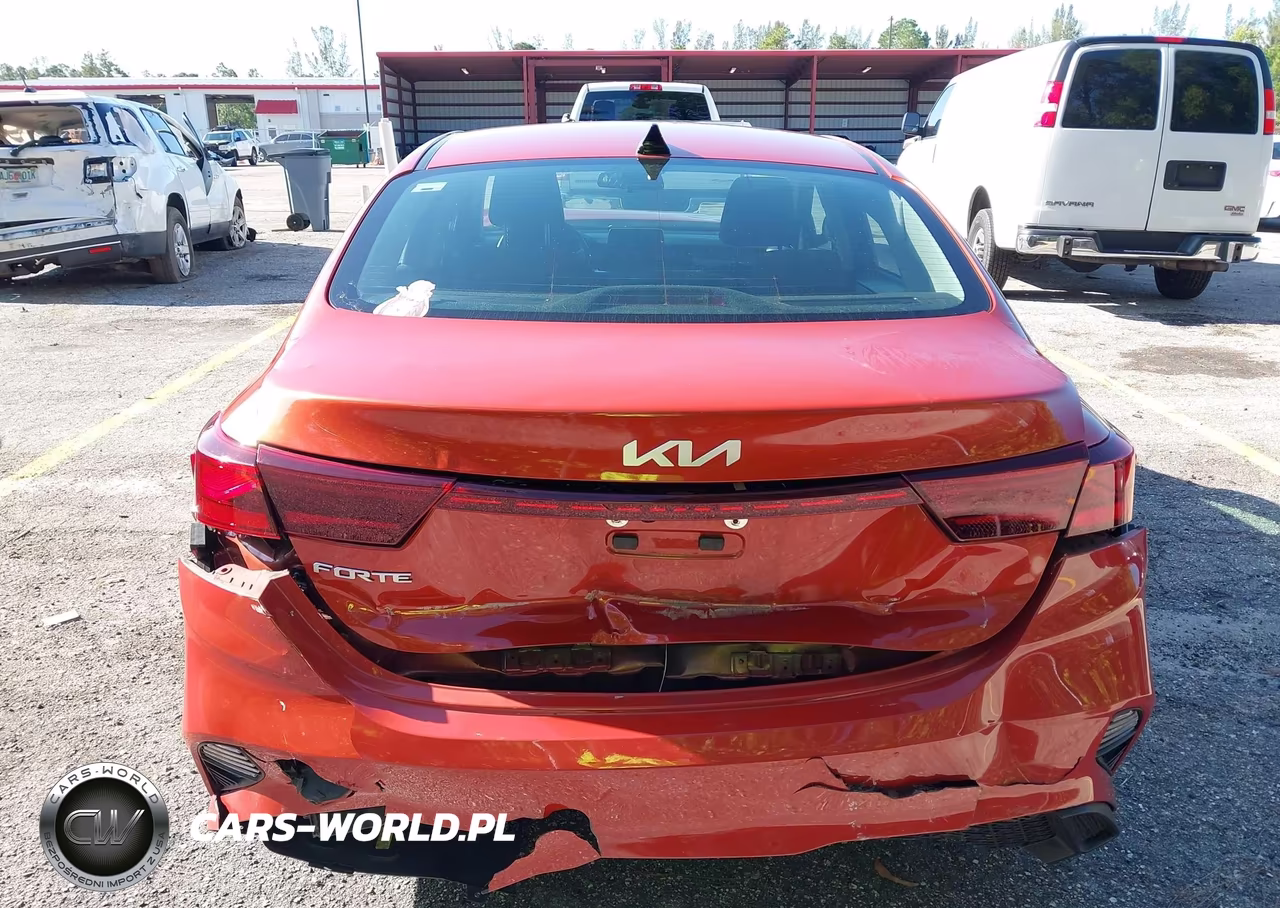 2023 Kia Forte Lxs VIN:3KPF24AD0PE509780 - 17