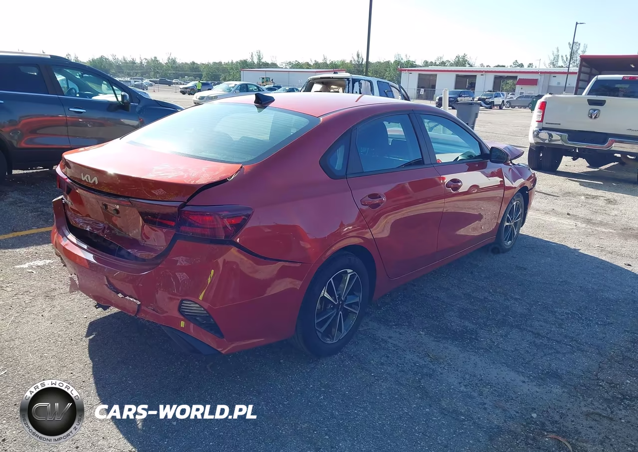 2023 Kia Forte Lxs VIN:3KPF24AD0PE509780 - 4