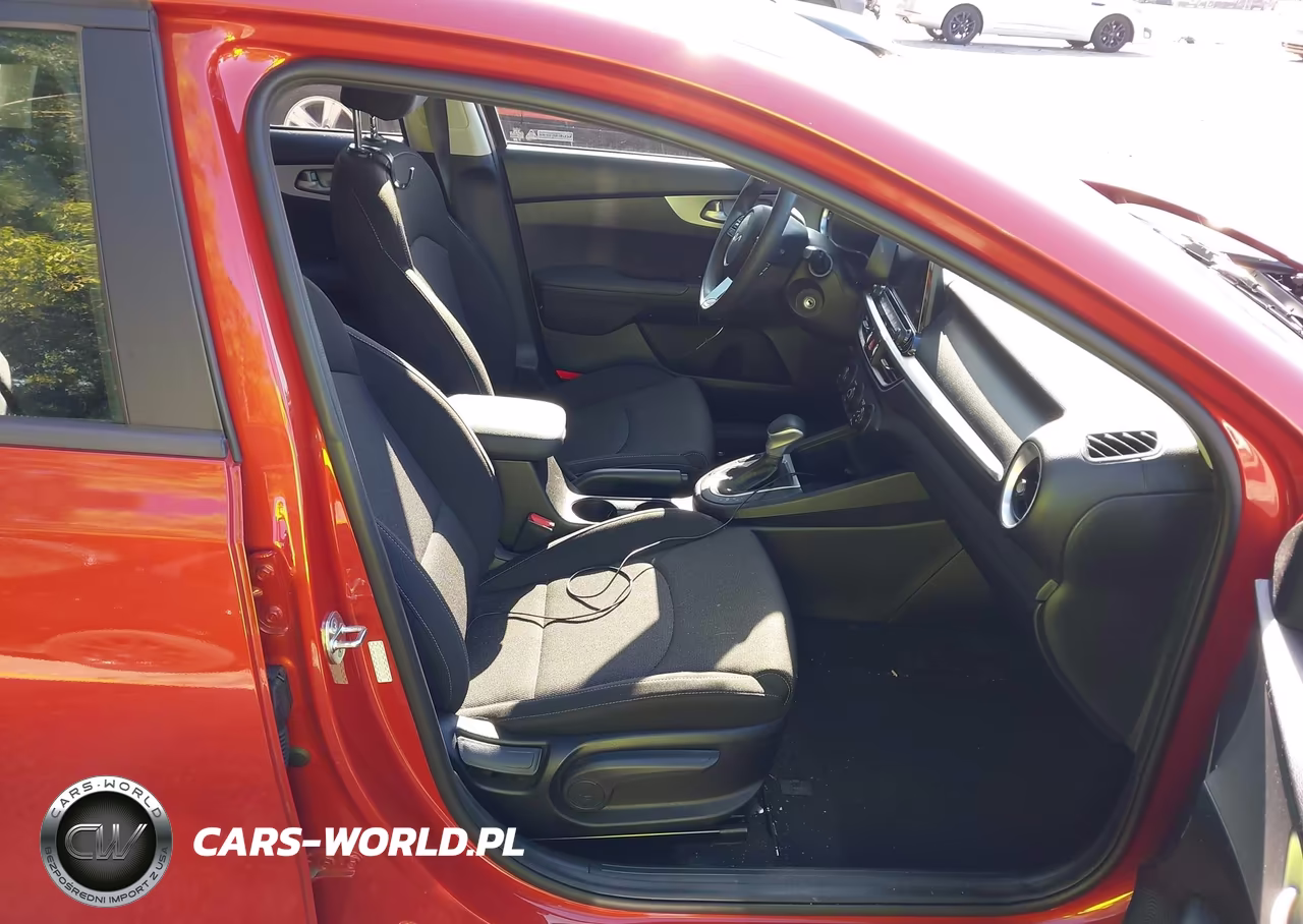 2023 Kia Forte Lxs VIN:3KPF24AD0PE509780 - 5