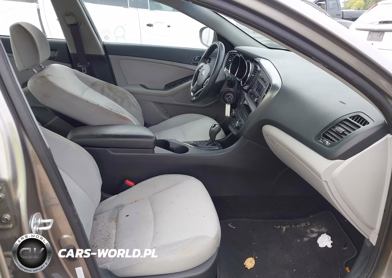 2013 Kia Optima Lx VIN:5XXGM4A74DG123682 - 5