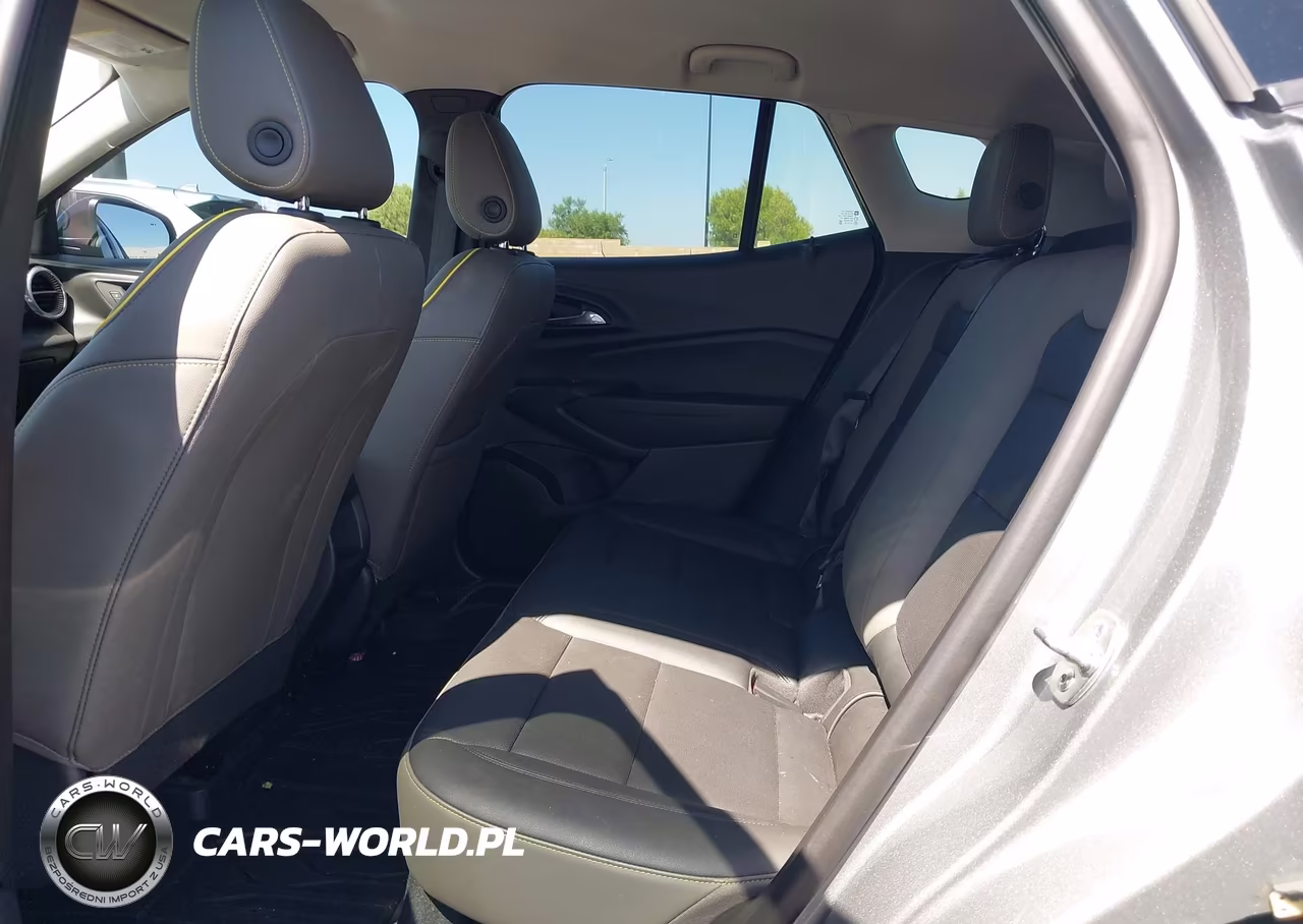 2025 Chevrolet Trax Fwd Activ VIN:KL77LKEP3SC270426 - 8