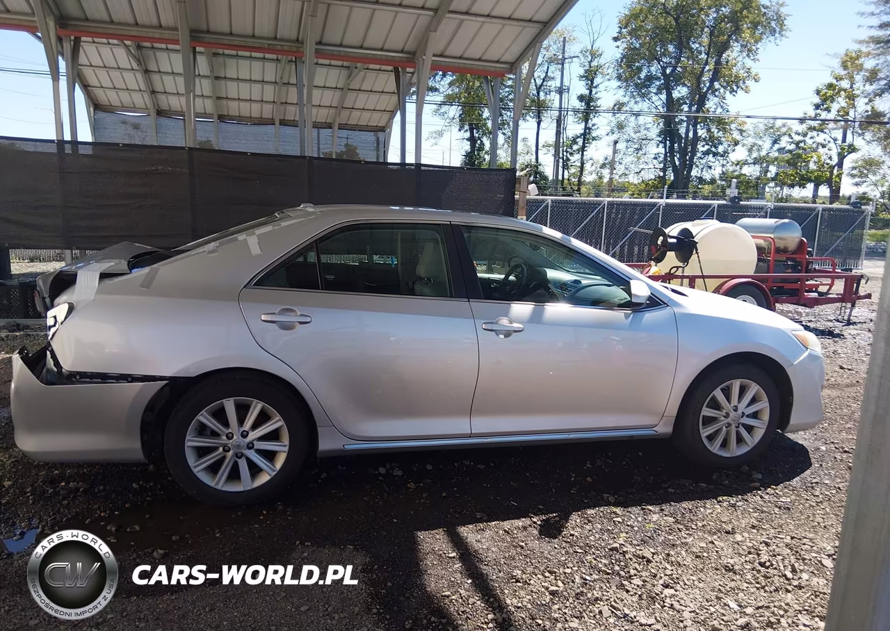 2014 Toyota Camry Xle VIN:4T1BF1FK4EU782501 - 13