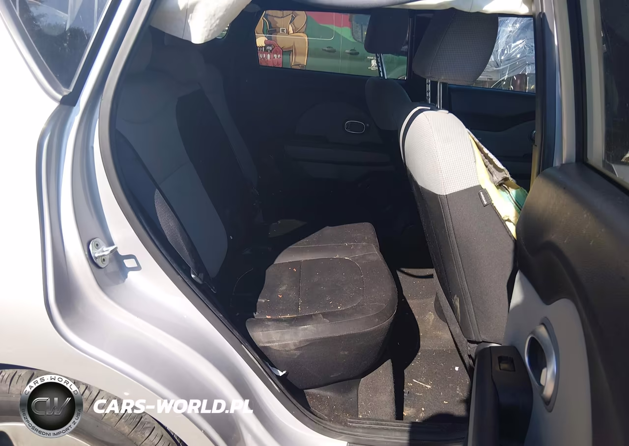 2015 Kia Soul VIN:KNDJN2A25F7789943 - 8