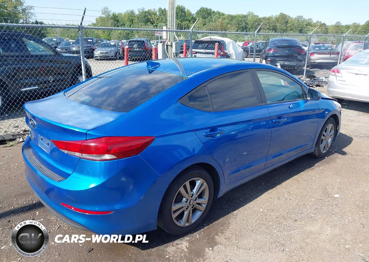 2017 Hyundai Elantra Value Edition VIN:KMHD84LF8HU369108 - 4