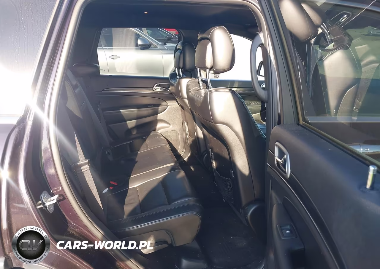 2019 Jeep Grand Cherokee Limited 4X4 VIN:1C4RJFBG4KC667821 - 8