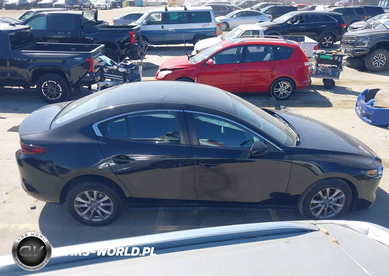 2021 Mazda Mazda3 2.0 VIN:JM1BPAA76M1345149 - 12