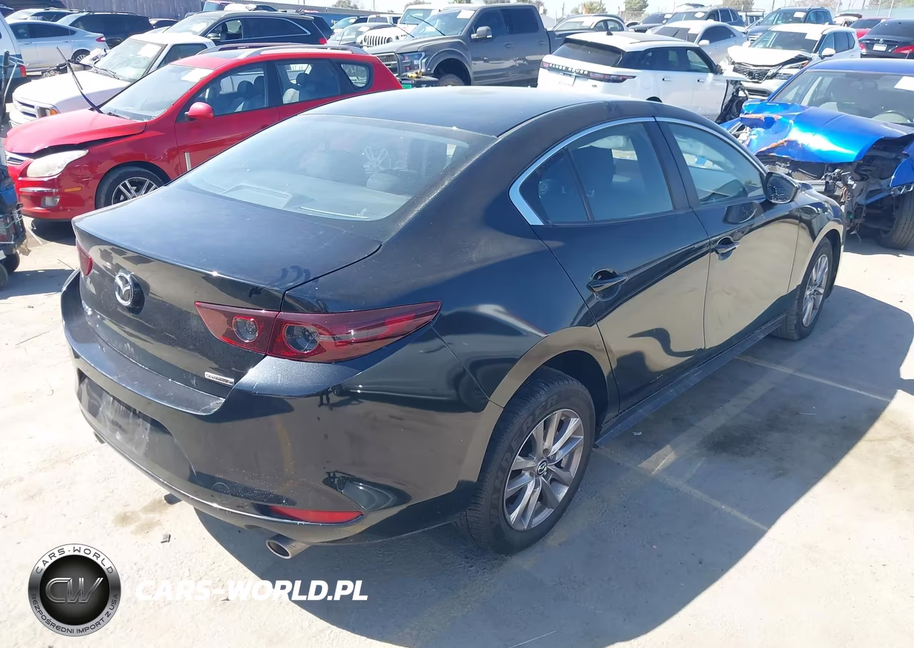 2021 Mazda Mazda3 2.0 VIN:JM1BPAA76M1345149 - 4