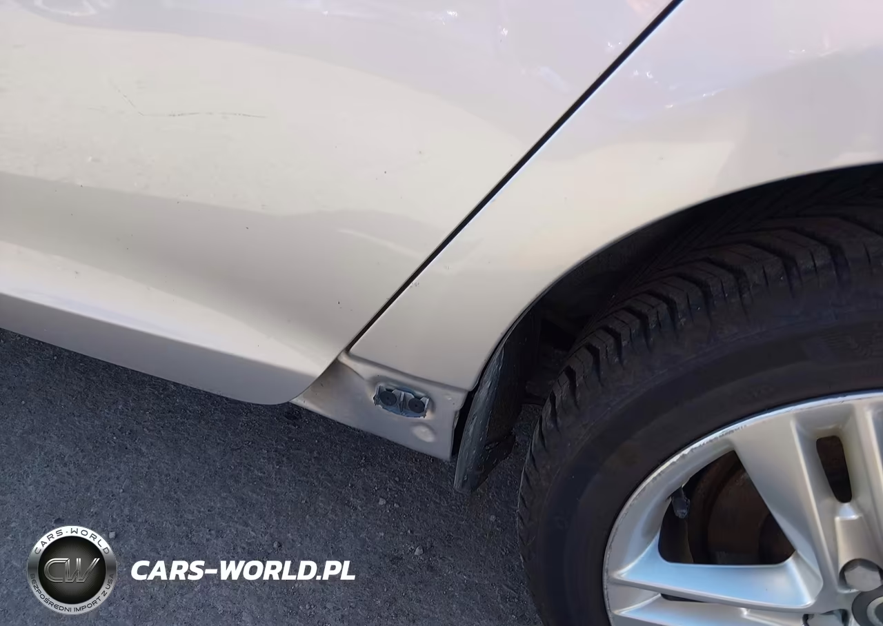 2015 Volvo S60 T5 Platinum VIN:YV140MFM1F1357395 - 6