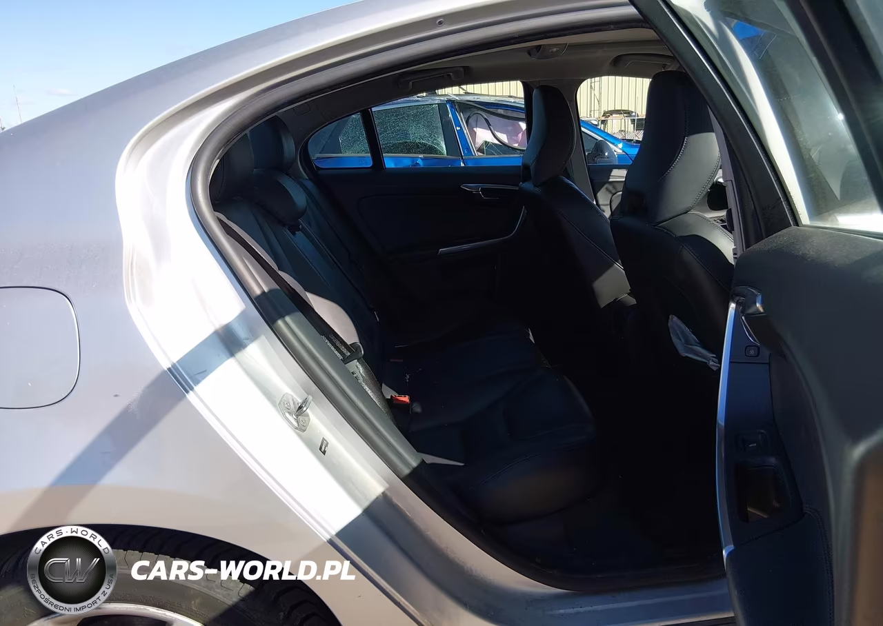 2015 Volvo S60 T5 Platinum VIN:YV140MFM1F1357395 - 8