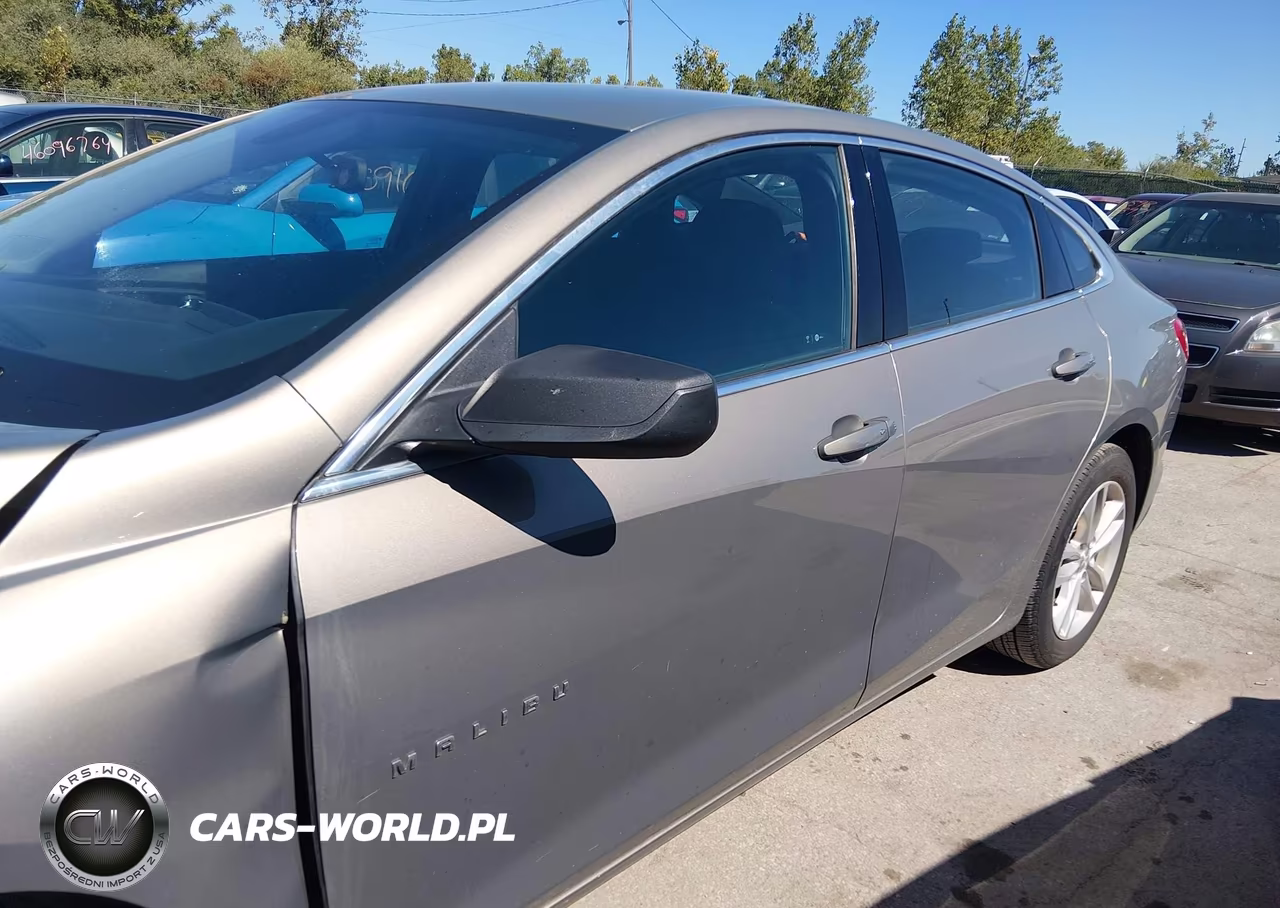 2017 Chevrolet Malibu 1Lt VIN:1G1ZE5ST3HF153910 - 14