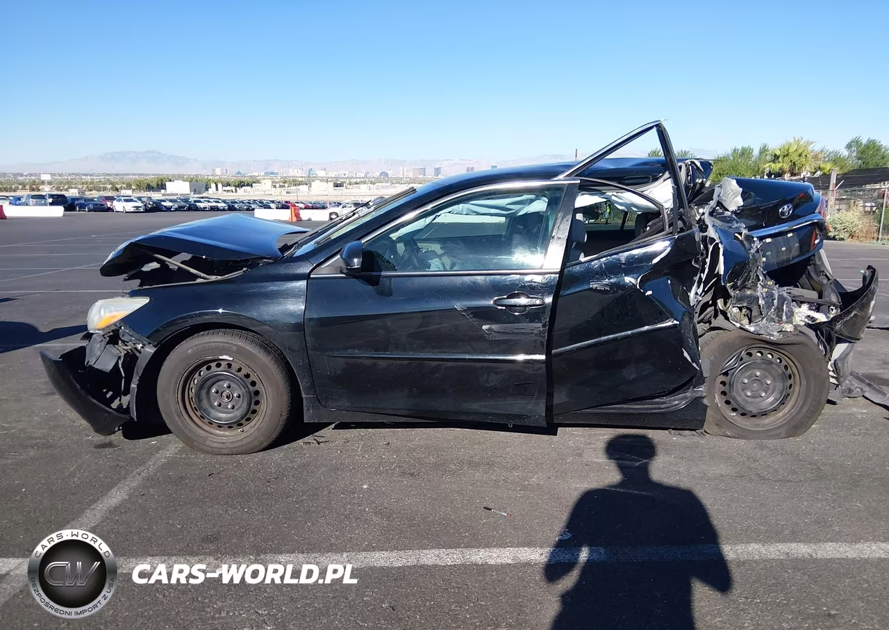 2017 Toyota Camry Le VIN:4T1BF1FK7HU312886 - 14