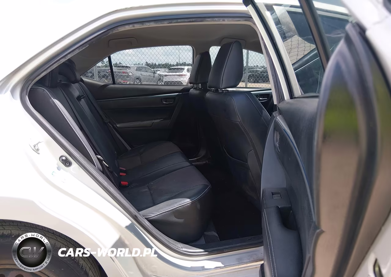 2015 Toyota Corolla S Plus VIN:5YFBURHE0FP216558 - 8