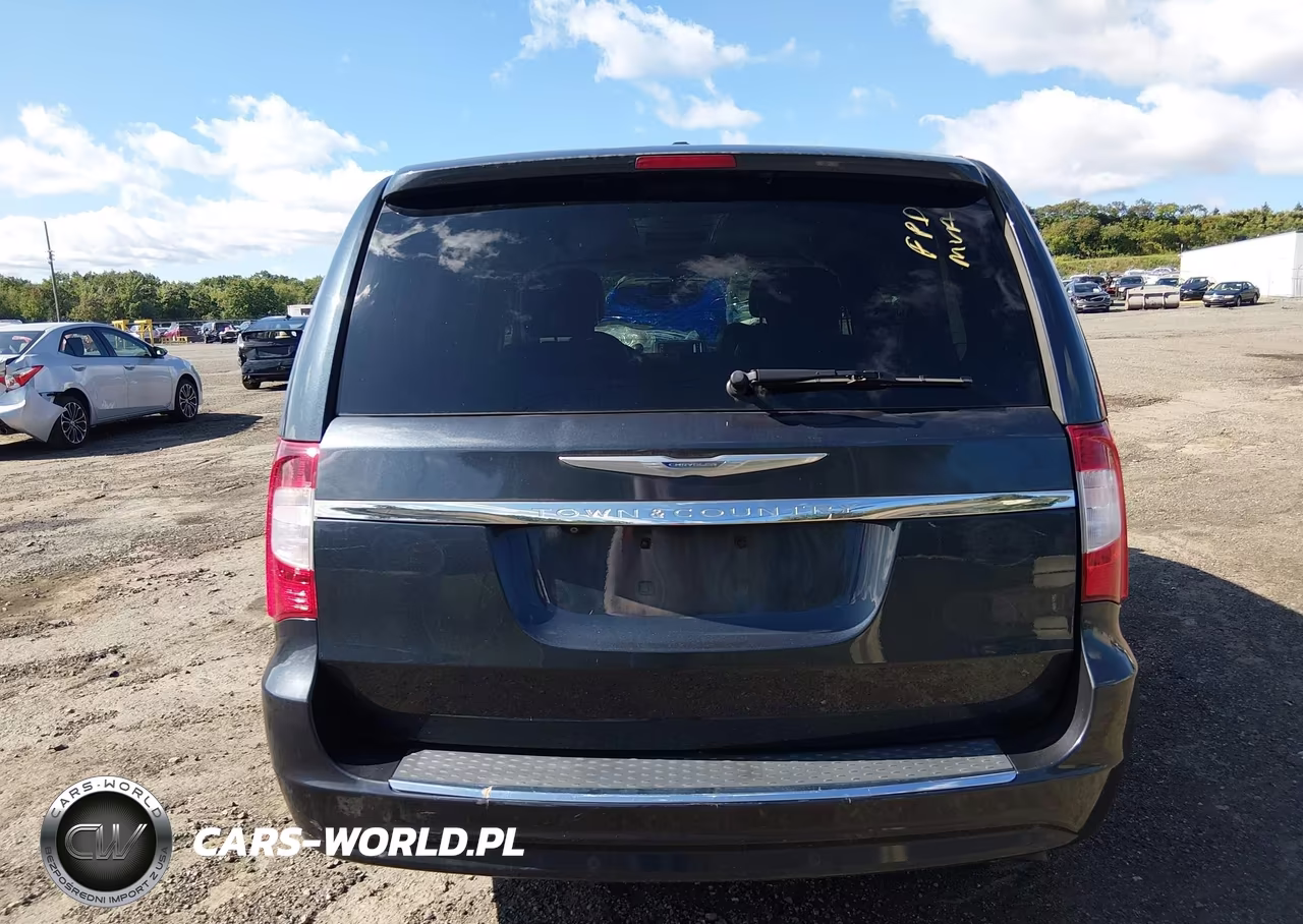 2014 Chrysler Town & Country Touring-L 30Th Anniversary VIN:2C4RC1CG3ER454124 - 16