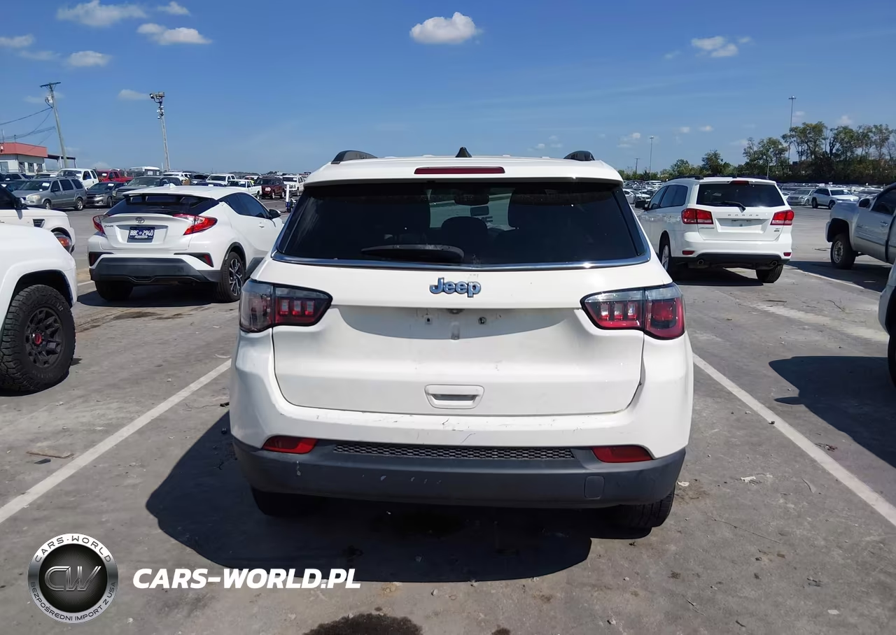 2018 Jeep Compass Latitude VIN:3C4NJCBB1JT293303 - 15