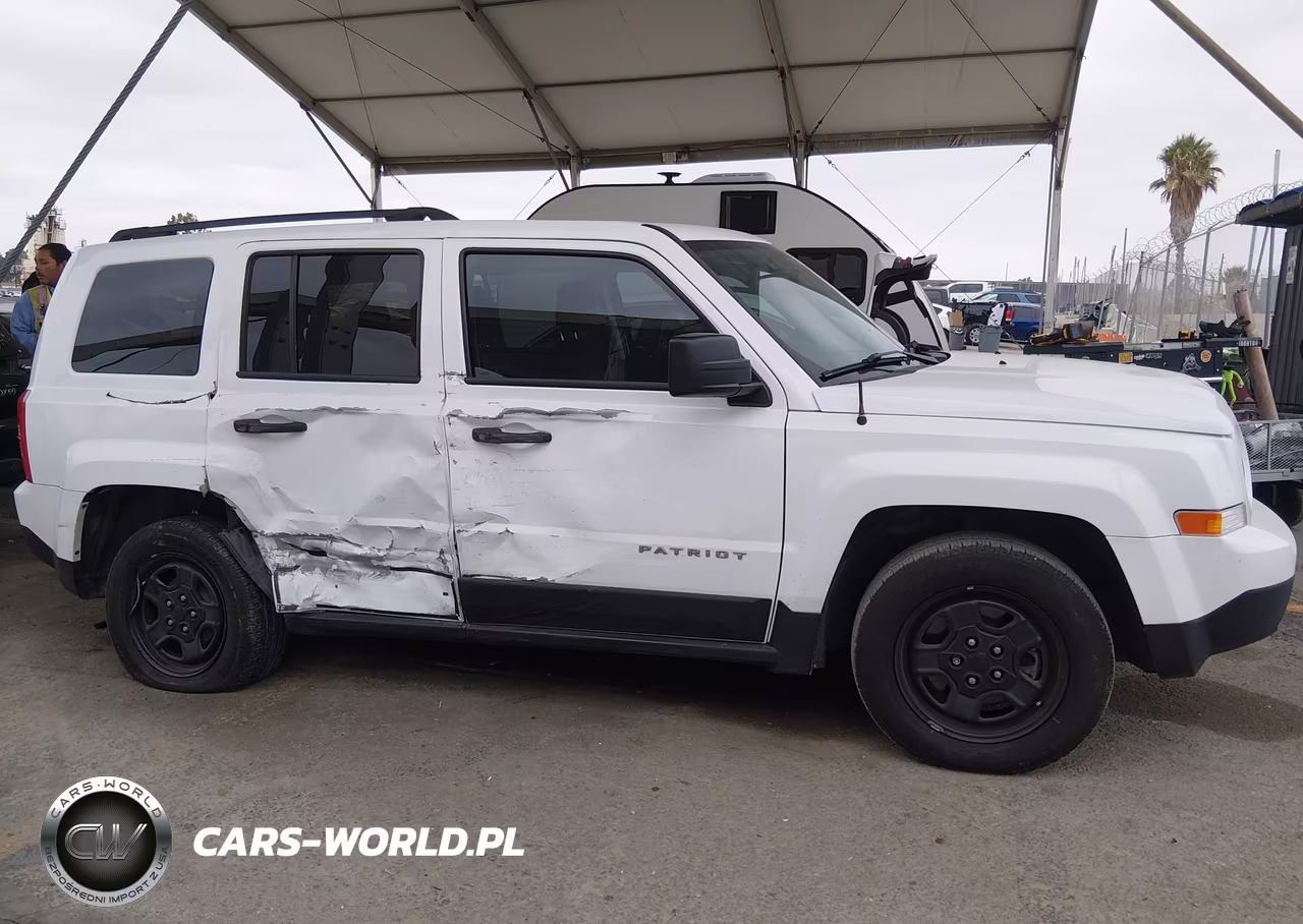 2016 Jeep Patriot Sport VIN:1C4NJPBAXGD784384 - 13