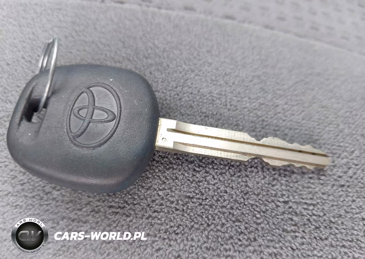 2008 Toyota Corolla Ce VIN:1NXBR32E38Z943587 - 11