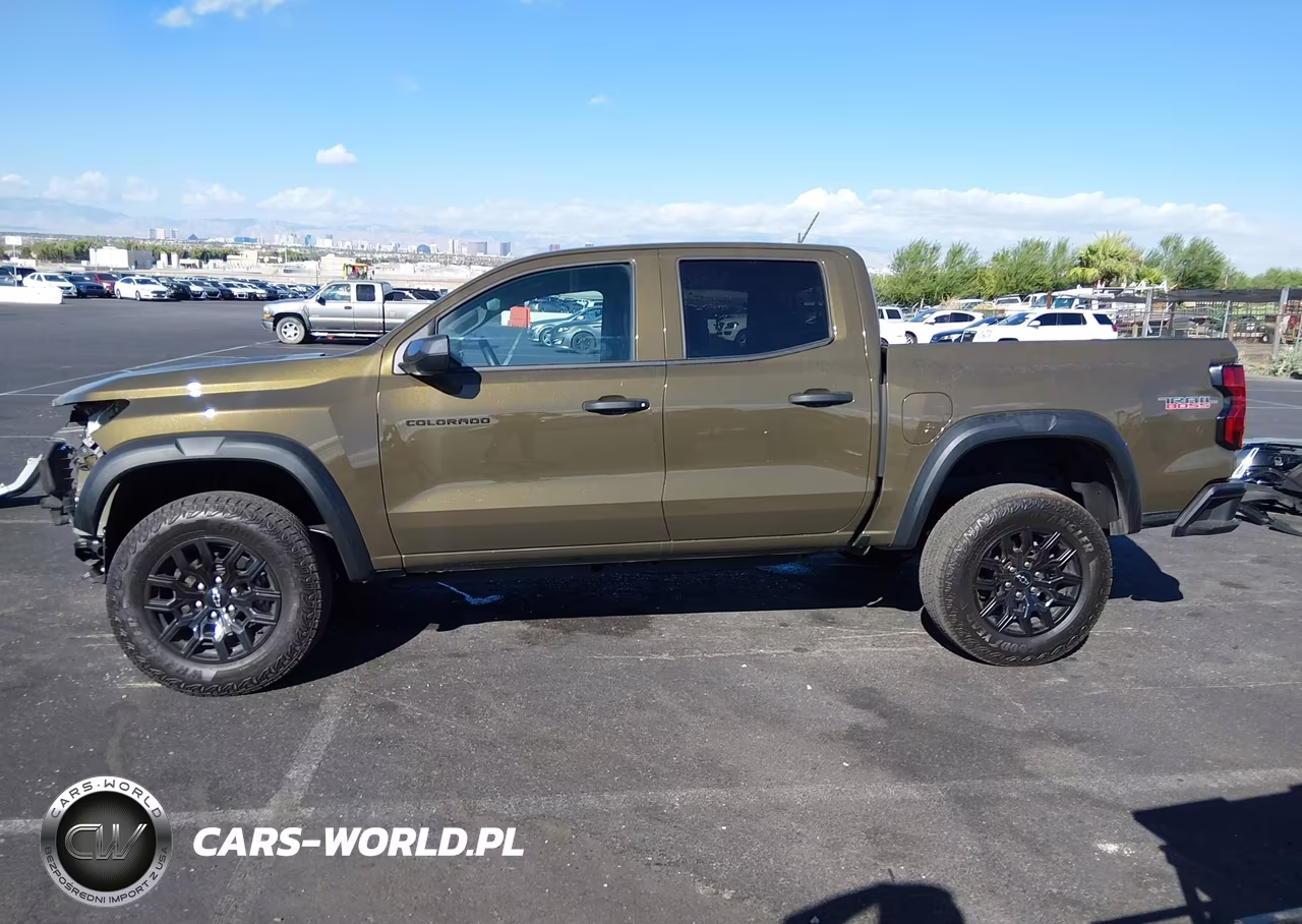 2025 Chevrolet Colorado 4Wd Trail Boss VIN:1GCPTEEKXS1175592 - 15