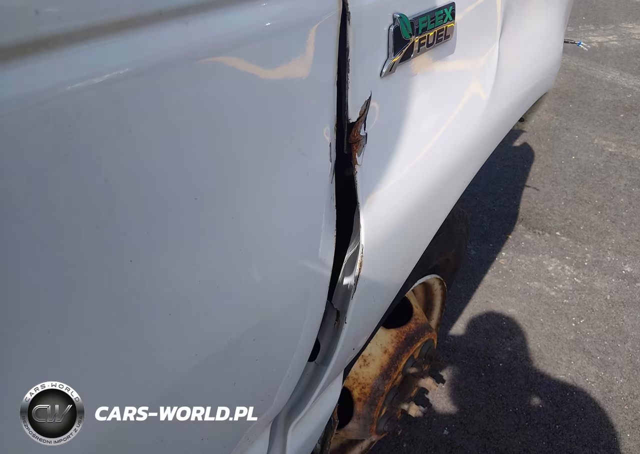 2019 Ford E-350 Cutaway VIN:1FDWE3F62KDC07215 - 20