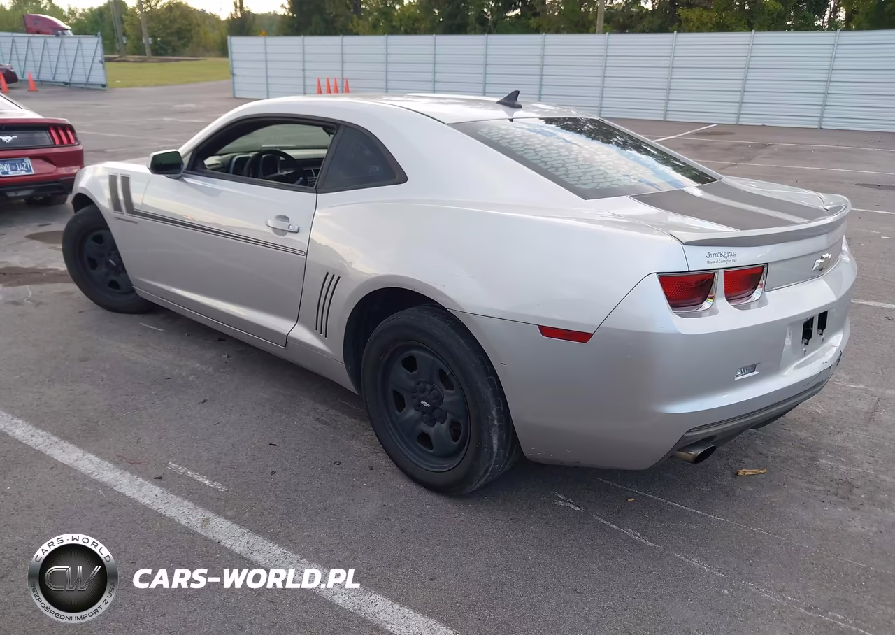 2012 Chevrolet Camaro 2Ls VIN:2G1FA1E39C9211894 - 3