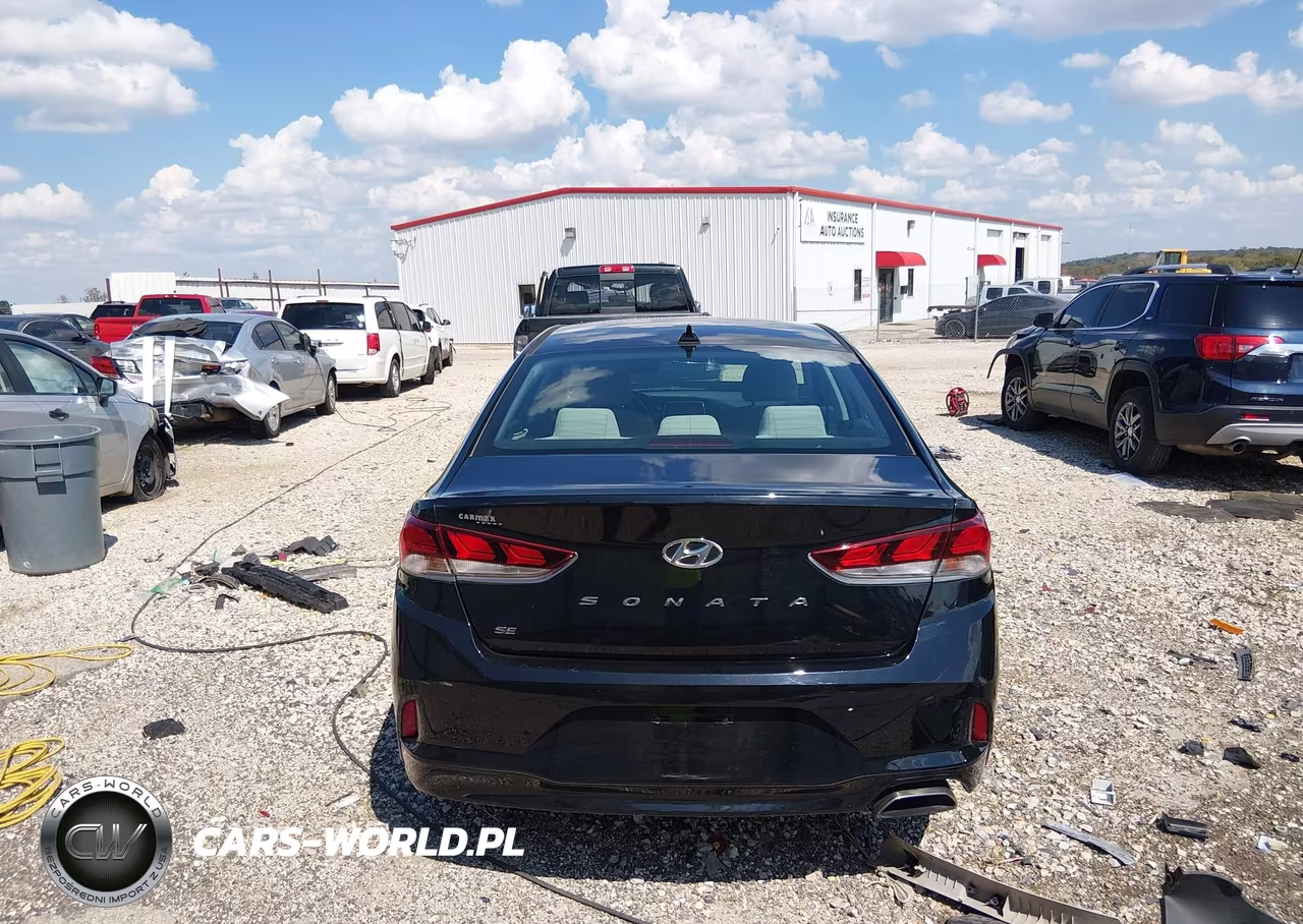 2018 Hyundai Sonata Se VIN:5NPE24AF4JH663327 - 17