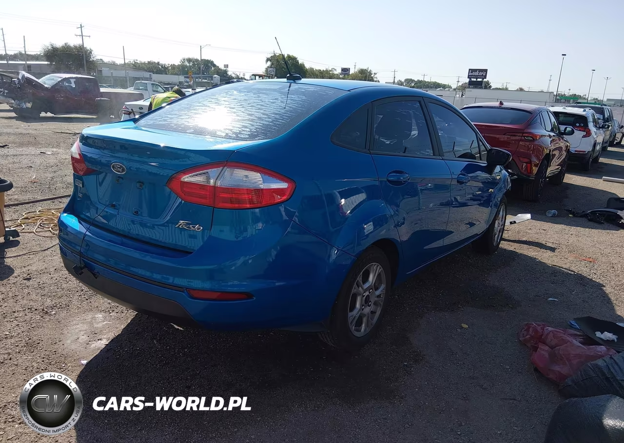 2015 Ford Fiesta Se VIN:3FADP4BJXFM145827 - 4