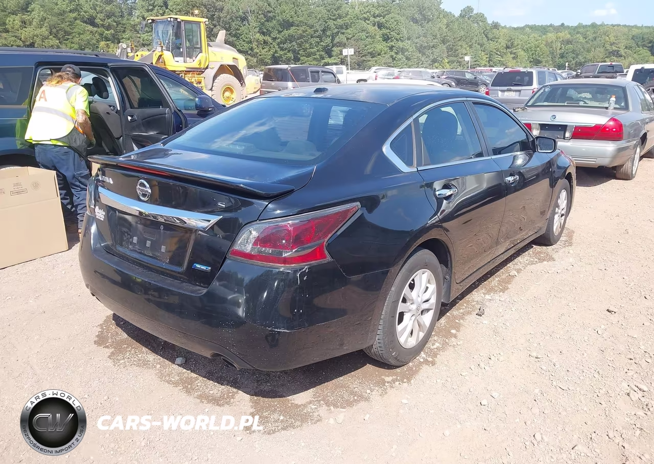 2014 Nissan Altima 2.5 S VIN:1N4AL3AP9EC289125 - 4