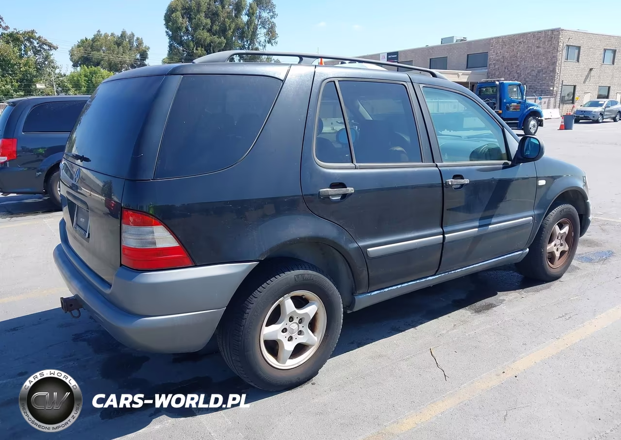 1999 Mercedes-Benz Ml 320 VIN:4JGAB54E3XA090679 - 4
