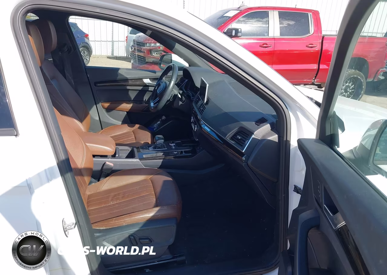 2018 Audi Q5 2.0T Premium-2.0T Tech Premium VIN:WA1ANAFY4J2233615 - 5