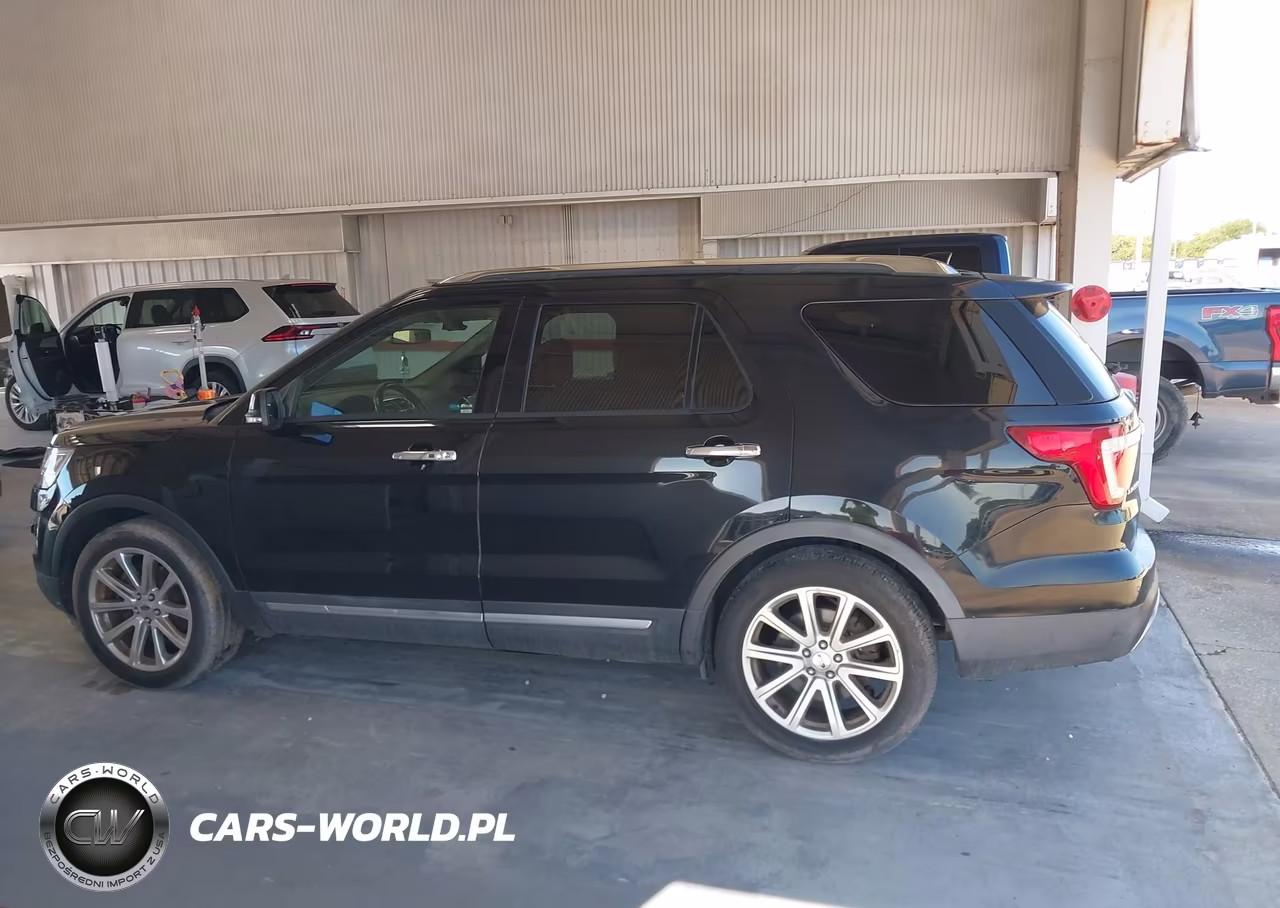 2017 Ford Explorer Limited VIN:1FM5K7F84HGC34064 - 14