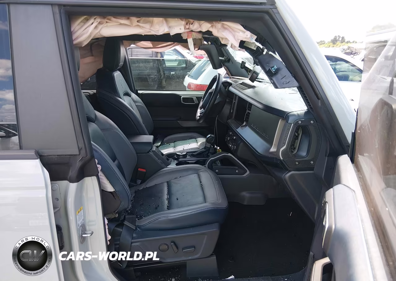 2021 Ford Bronco First Edition VIN:1FMEE5EP9MLA41351 - 5