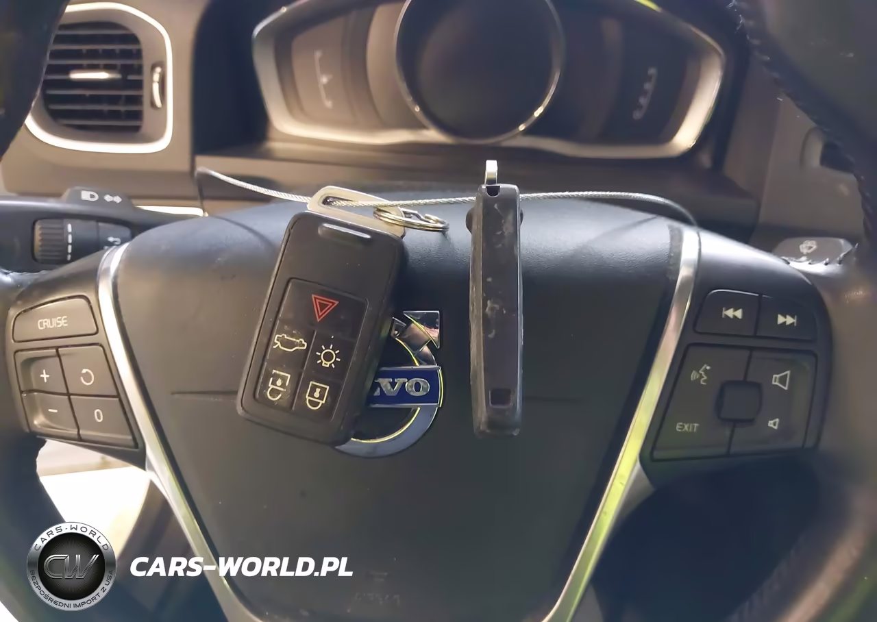 2016 Volvo S60 T5 Drive-E Premier VIN:YV126MFK1G2406014 - 11