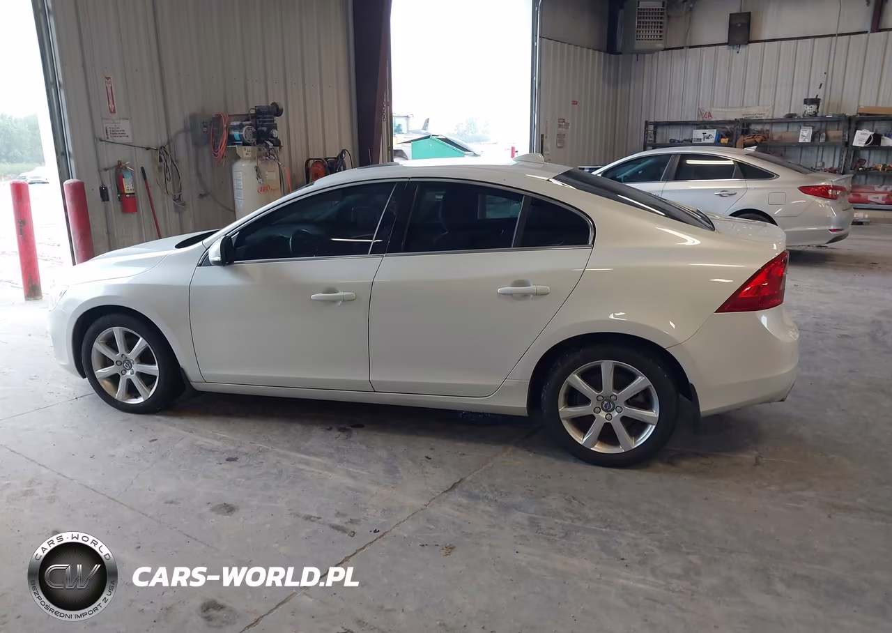2016 Volvo S60 T5 Drive-E Premier VIN:YV126MFK1G2406014 - 14