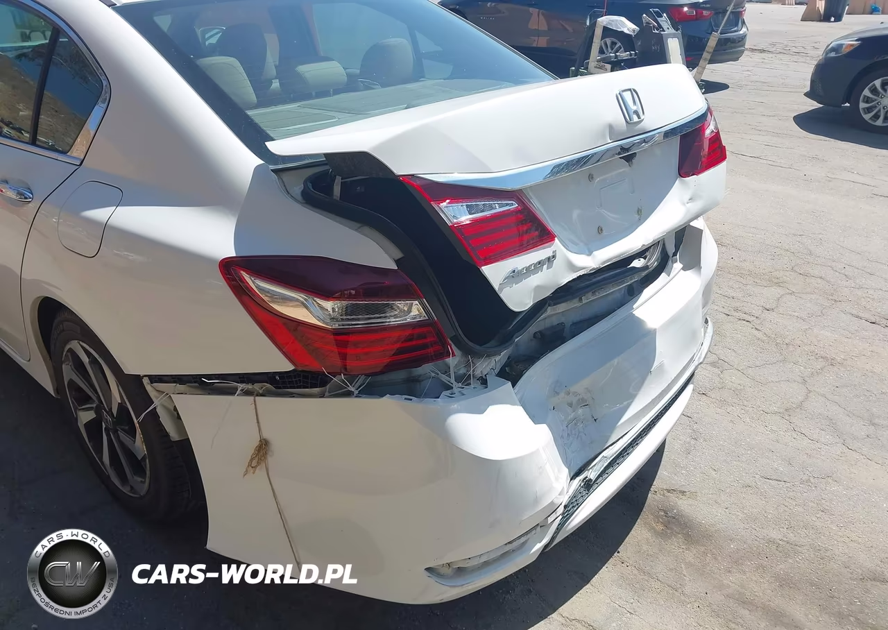 2017 Honda Accord Ex-L VIN:1HGCR2F85HA005875 - 18