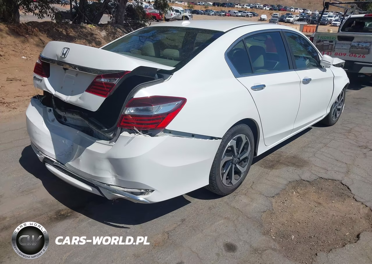 2017 Honda Accord Ex-L VIN:1HGCR2F85HA005875 - 4
