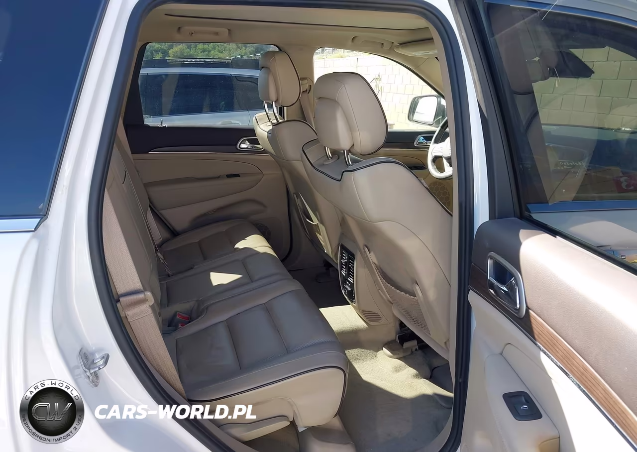 2014 Jeep Grand Cherokee Overland VIN:1C4RJFCG6EC302754 - 8